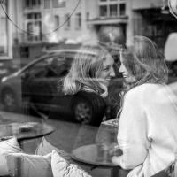 Jutta Schewe "Girlstalking"